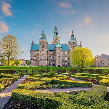 Large For Groups And Families شقة