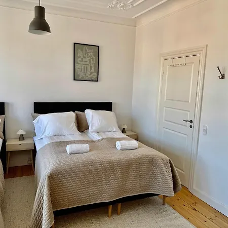 Large For Groups And Families