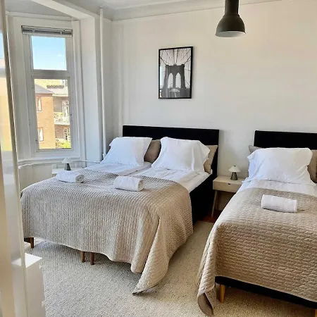 Large For Groups And Families كوبنهاجن